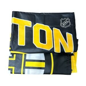 Boston Bruins NHL Flags Black Gold Spoked B Logo